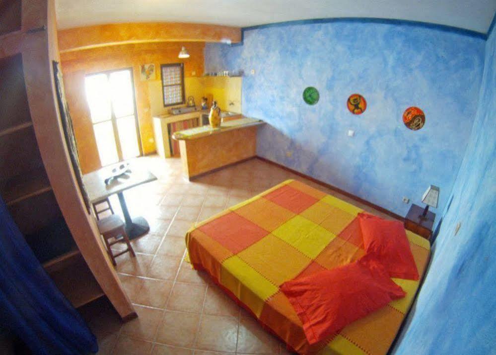 Sakaroule Bed & Breakfast Санта Мария Екстериор снимка